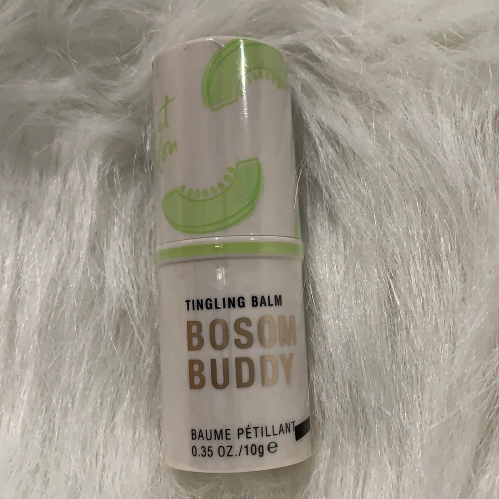 Bossom Buddy